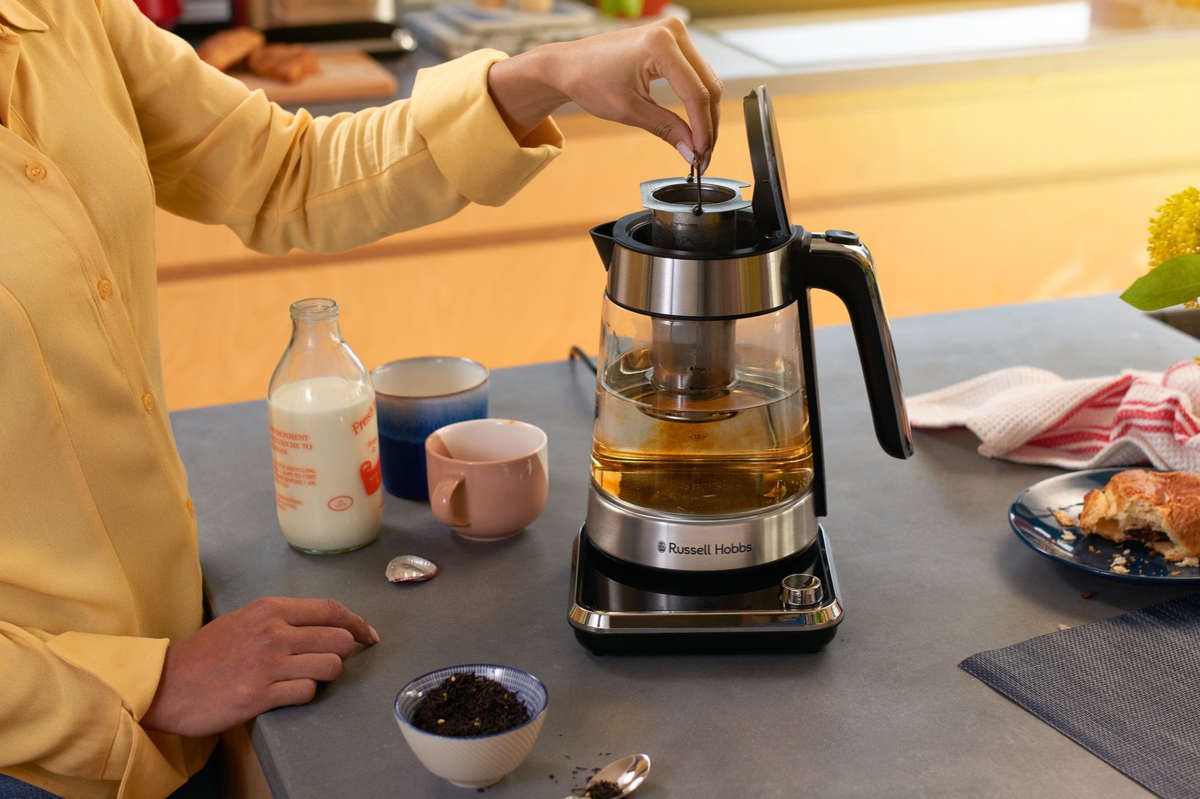 Czajnik z regulacją temperatury do parzenia zielonej herbaty
