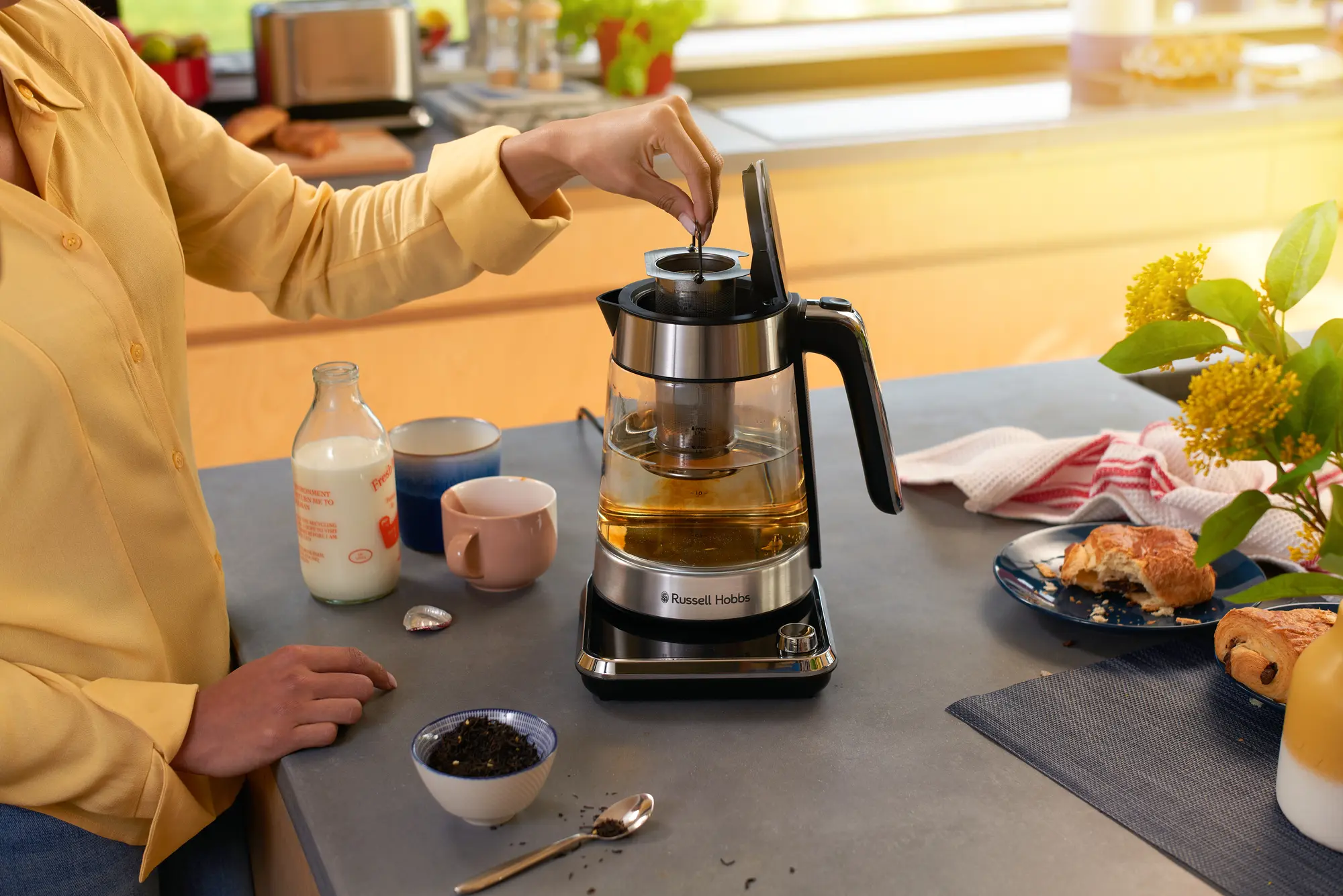 Jak parzyć zioła w czajniku elektrycznym z zaparzaczem